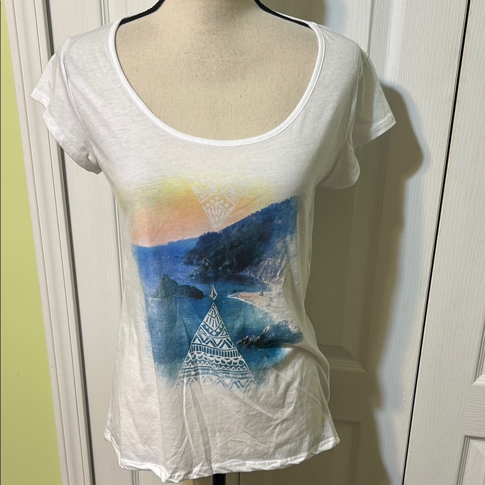 Volcom White Graphic Tee with Blue and Orange Design